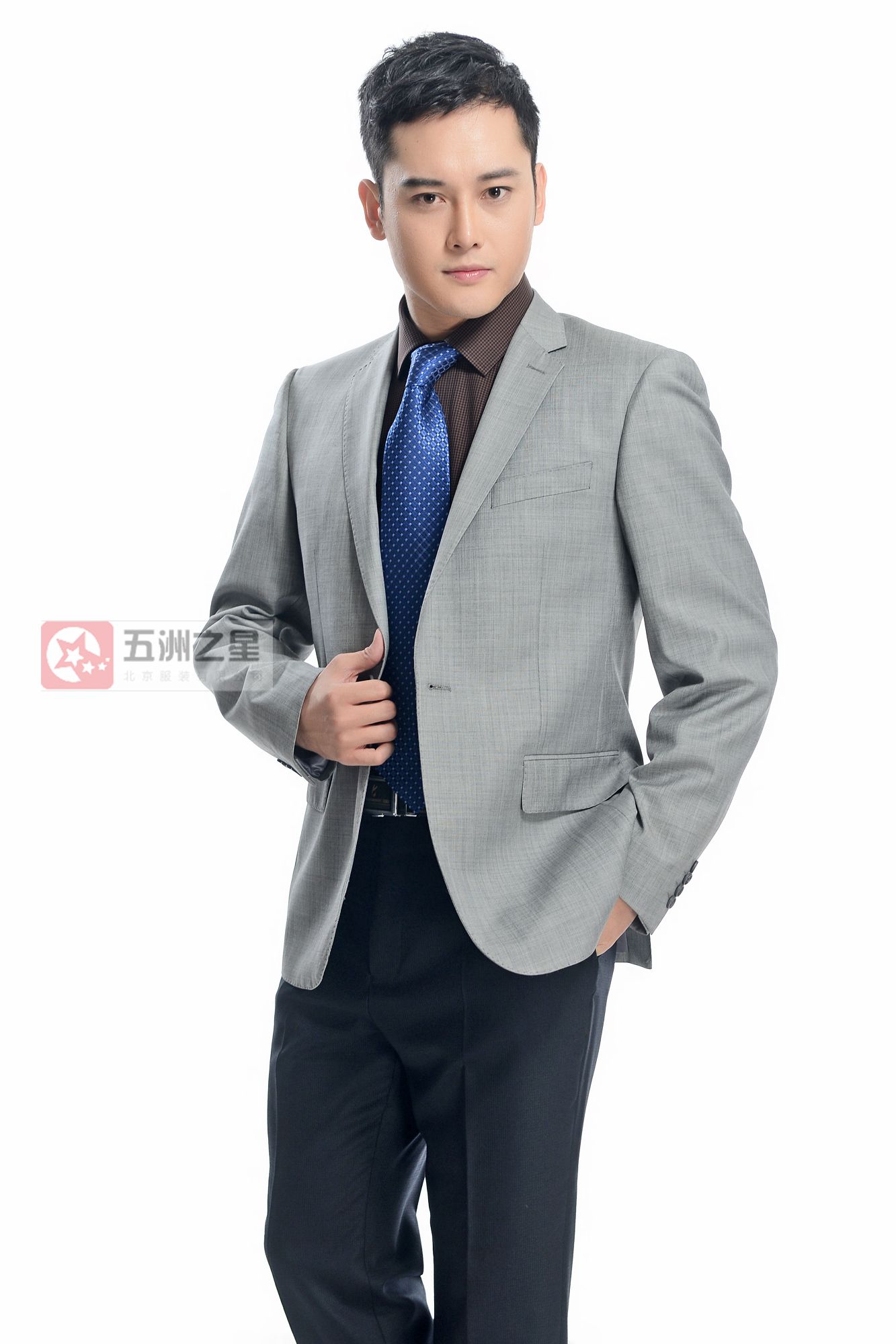 淺灰色單?？勰锌盥殬I工作服定做模特圖片